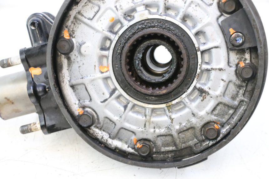 photo de RUEDA TRASERA ENGRANAJES HONDA ST PAN EUROPEAN 1100 (1990 - 2002) - Zoom sobre los componentes