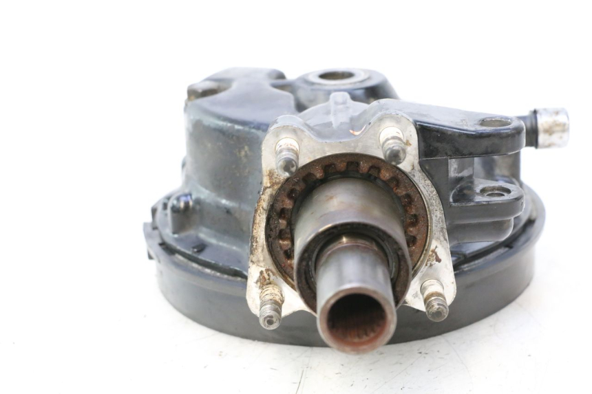 photo de RUEDA TRASERA ENGRANAJES HONDA ST PAN EUROPEAN 1100 (1990 - 2002) - Primer plano técnico