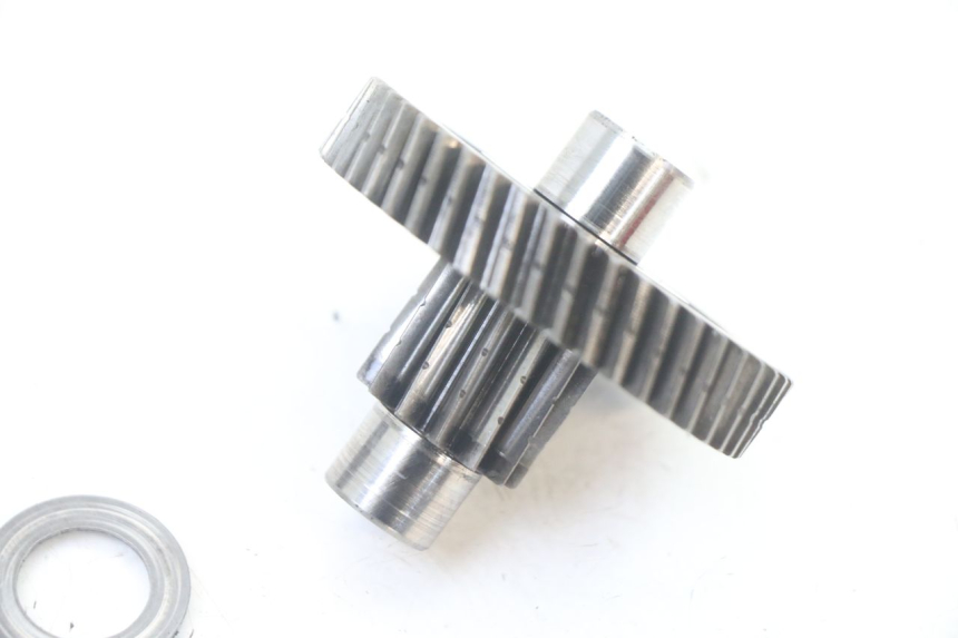 photo de RUEDA TRASERA ENGRANAJES GILERA STALKER 50 (1997 - 2005) - Primer plano técnico