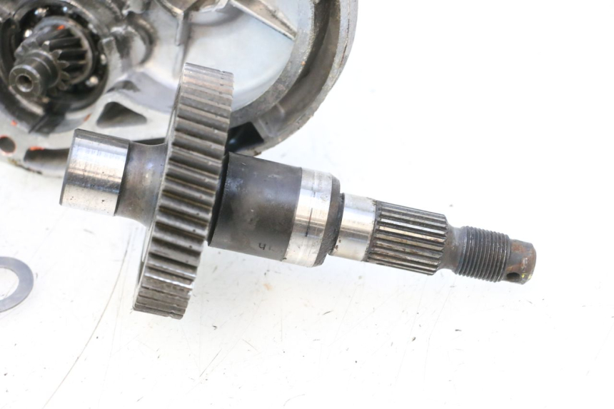 photo de RUEDA TRASERA ENGRANAJES GILERA STALKER 50 (2004 - 2014) - Primer plano de alta resolución