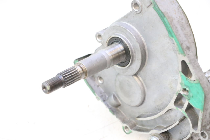 photo de RUEDA TRASERA ENGRANAJES RAZZO STEED 125 (2012 - 2018) - Primer plano técnico