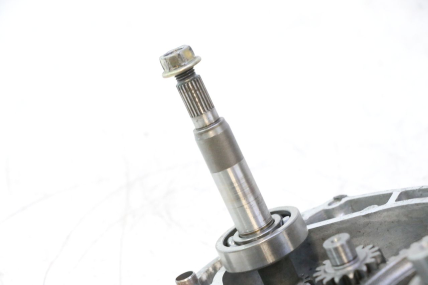 photo de RUEDA TRASERA ENGRANAJES KYMCO SUPER 8 2T 50 (2007 - 2013) - Zoom sobre los componentes