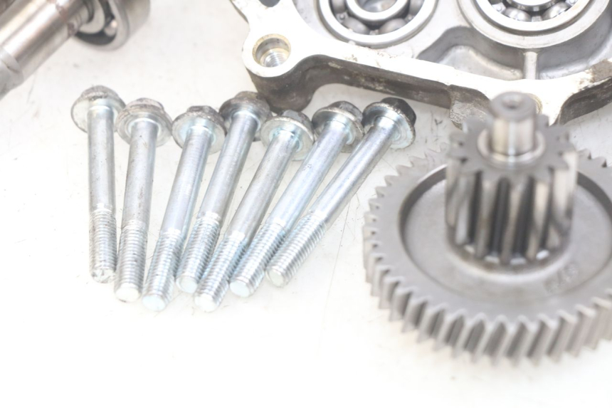 photo de TRANSMISIÓN DE LA RUEDA SYM SYMPHONY 125 (2009 - 2015) - Estado de la superficie y material