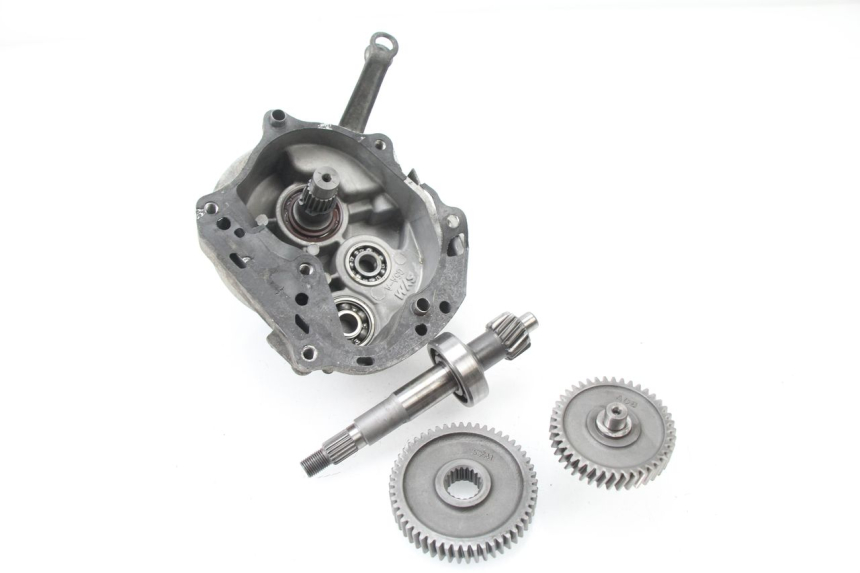 photo de RUEDA TRASERA ENGRANAJES SYM TONIK 125 (2010 - 2014) - Otra perspectiva