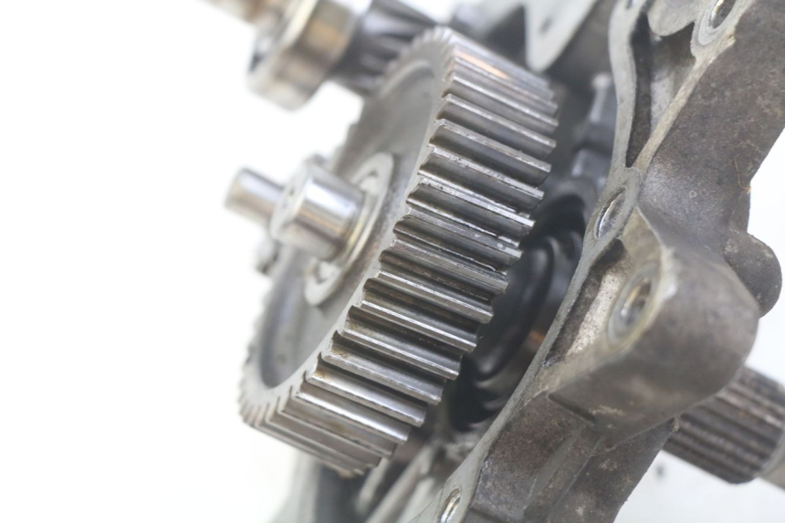 photo de RUEDA TRASERA ENGRANAJES PEUGEOT TWEET 125 (2010 - 2017) - Estado de la superficie y material