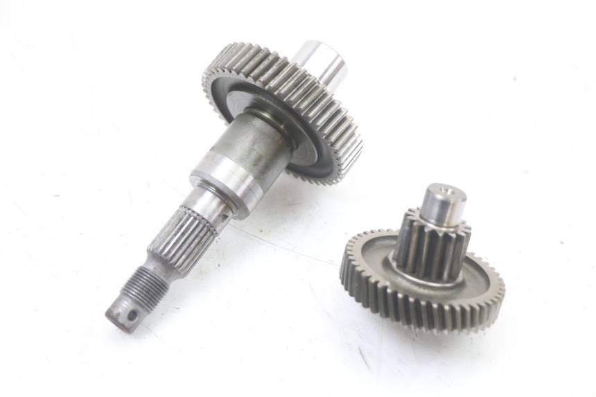 photo de RUEDA TRASERA ENGRANAJES PIAGGIO VESPA LX 2T 50 (2005 - 2013) - Recambio usado revisado