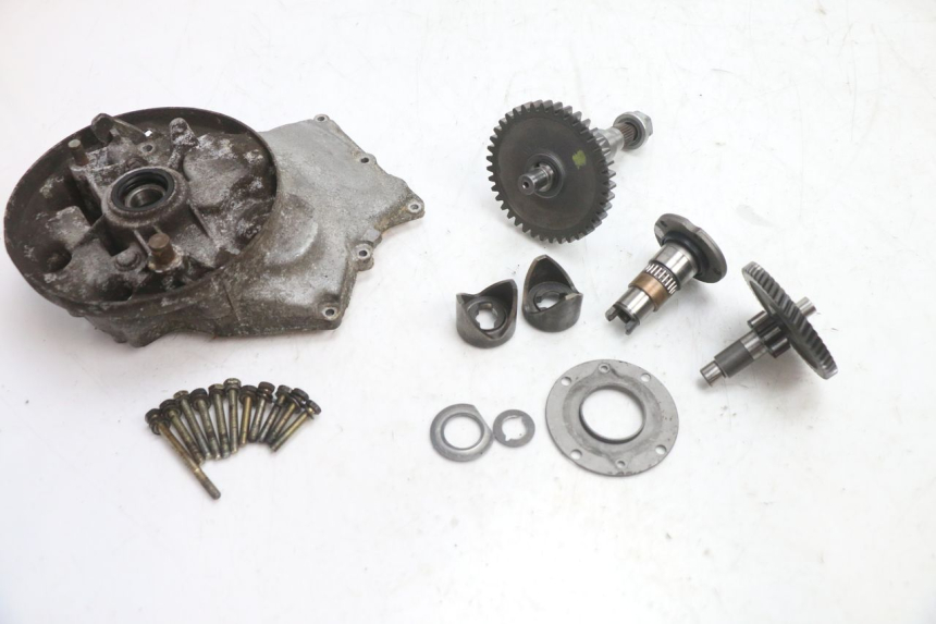 photo de RUEDA TRASERA ENGRANAJES PIAGGIO VESPA PK FL 2T 50 (1990 - 1996) - Detalle de la pieza