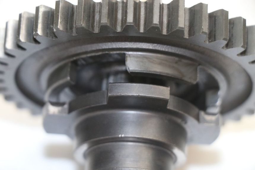 photo de RUEDA TRASERA ENGRANAJES PIAGGIO VESPA PK FL 2T 50 (1990 - 1996) - Estado de la superficie y material
