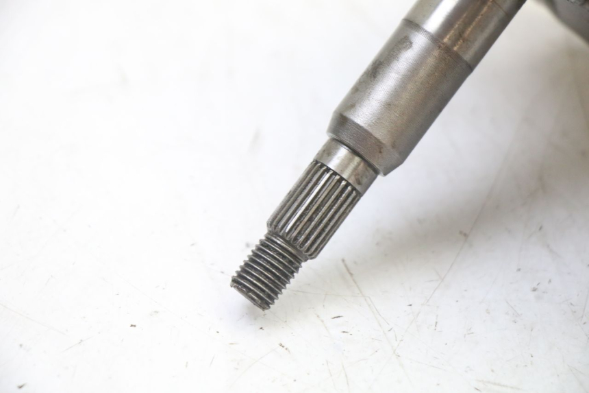 photo de RUEDA TRASERA ENGRANAJES PEUGEOT VIVACITY NEW 2T 50 (2008 - 2017) - Primer plano técnico