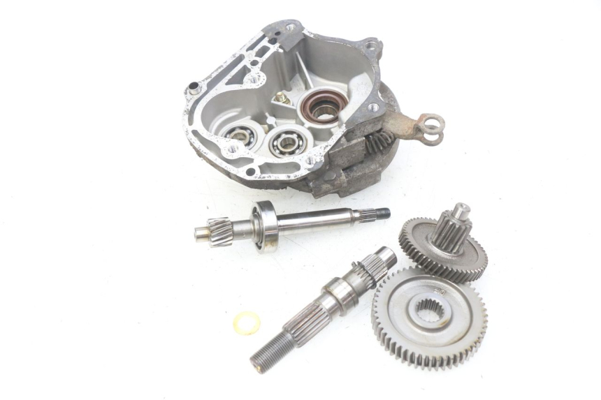 photo de TRANSMISIÓN DE LA RUEDA PEUGEOT VIVACITY NEW 4T 50 (2008 - 2017) - Primer plano técnico