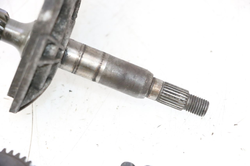 photo de RUEDA TRASERA ENGRANAJES PEUGEOT VIVACITY 50 (1998 - 2003) - Estado de la superficie y material
