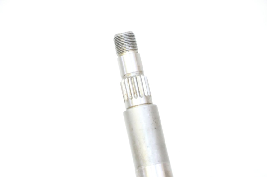 photo de RUEDA TRASERA ENGRANAJES YAMAHA X-CITY XCITY 125 (2007 - 2013) - Zoom sobre los componentes