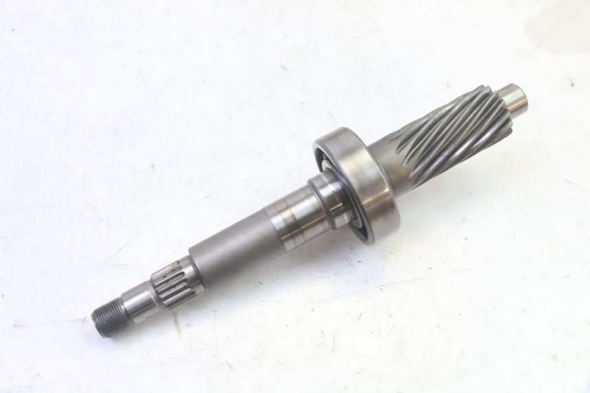 photo de RUEDA TRASERA ENGRANAJES YAMAHA X-MAX XMAX 125 (2010 - 2013) - Primer plano técnico