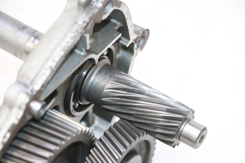 photo de TRANSMISIÓN DE LA RUEDA YAMAHA XMAX X-MAX 125 (2006 - 2009) - Estado de la superficie y material