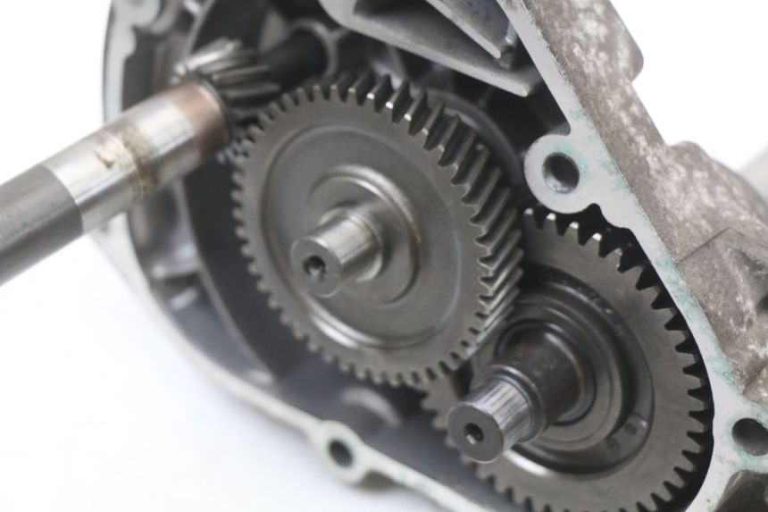 photo de RUEDA TRASERA ENGRANAJES PIAGGIO X8 125 (2004 - 2007) - Estado de la superficie y material