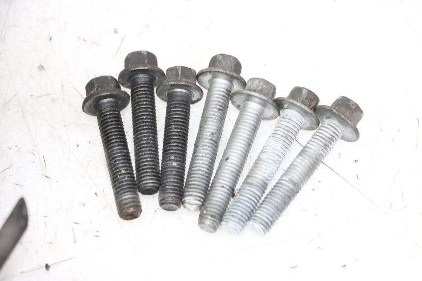 photo de TRANSMISIÓN DE LA RUEDA PIAGGIO XEVO - X EVO 125 (2007 - 2017) - Ángulo de visión alternativo