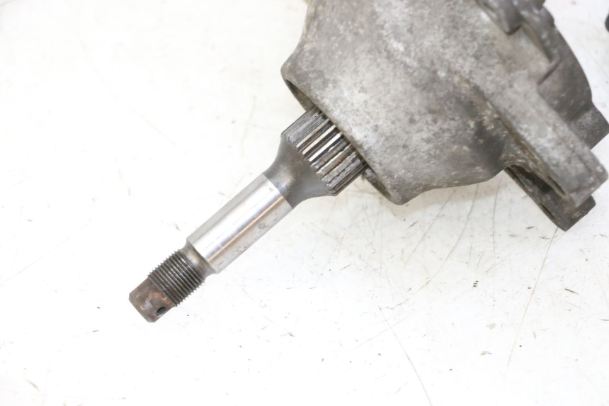 photo de TRANSMISIÓN DE LA RUEDA PIAGGIO XEVO - X EVO 125 (2007 - 2017) - Primer plano técnico