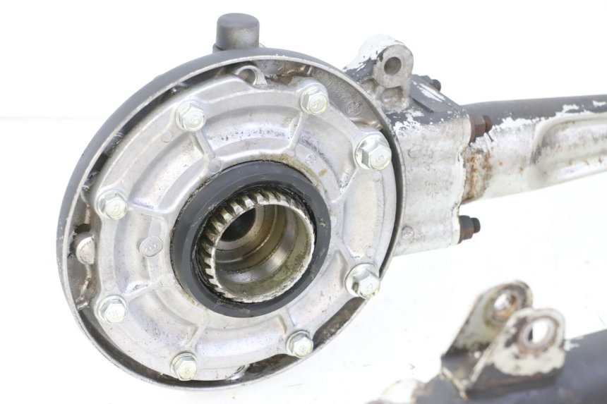 photo de RUEDA TRASERA ENGRANAJES YAMAHA XV VIRAGO 535 (1988 - 2004) - Otra vista del artículo