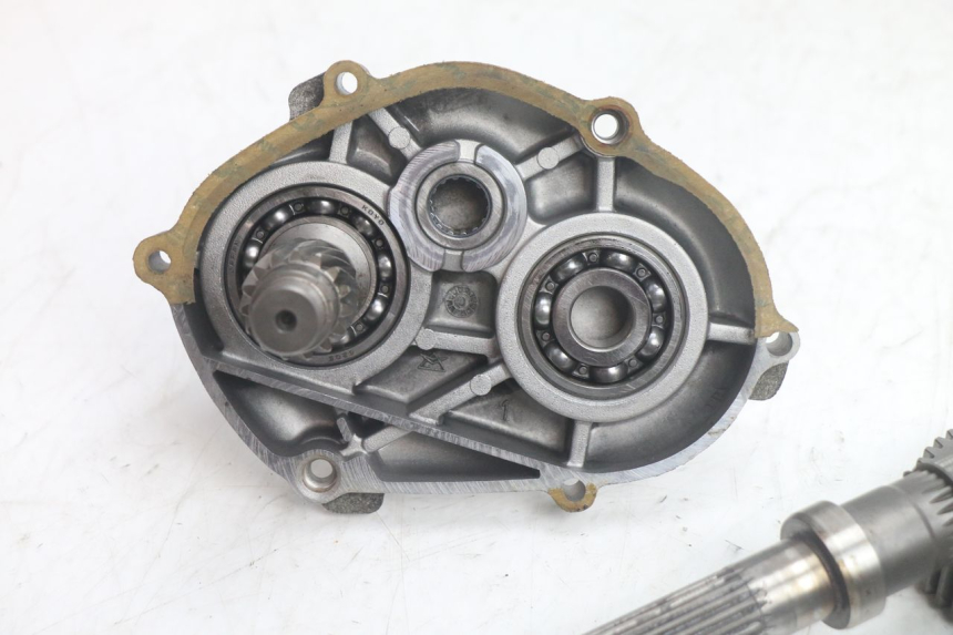 photo de TRANSMISIÓN DE LA RUEDA YAMAHA YP MAJESTY 125 (1998 - 2001) - Primer plano técnico
