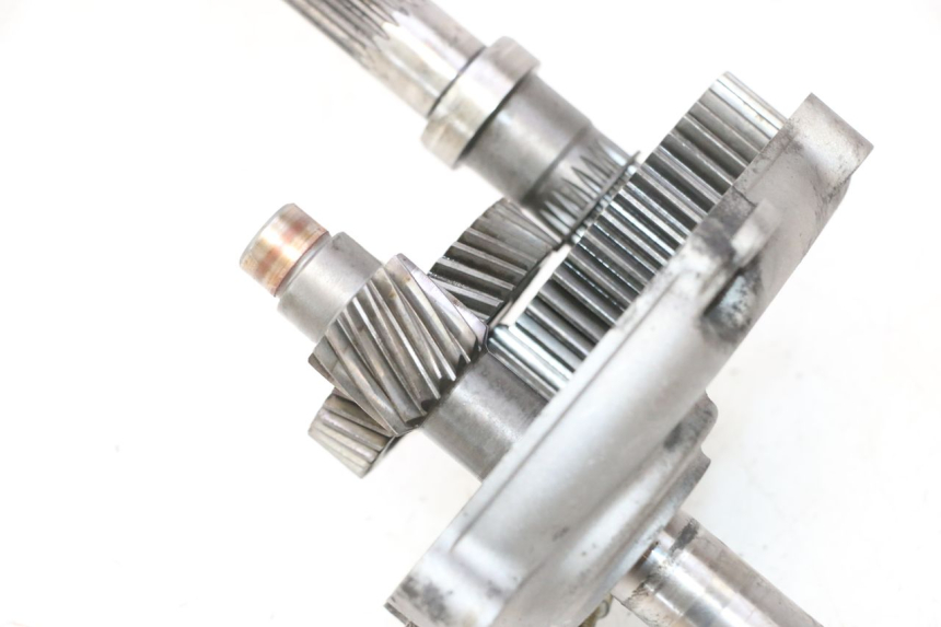 photo de TRANSMISIÓN DE LA RUEDA YAMAHA YP MAJESTY 125 (1998 - 2001) - Primer plano técnico