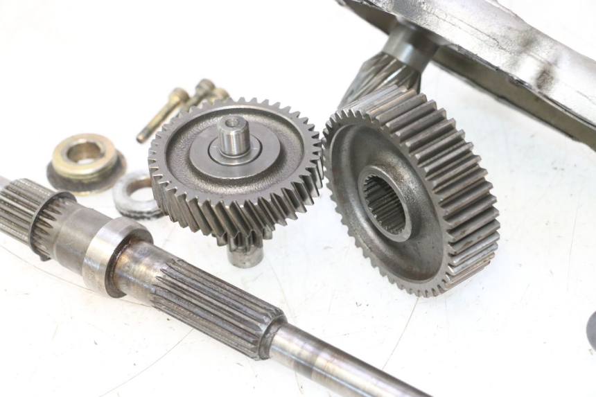 photo de RUEDA TRASERA ENGRANAJES YAMAHA YP MAJESTY 125 (2007 - 2010) - Detalles de los puntos de fijación