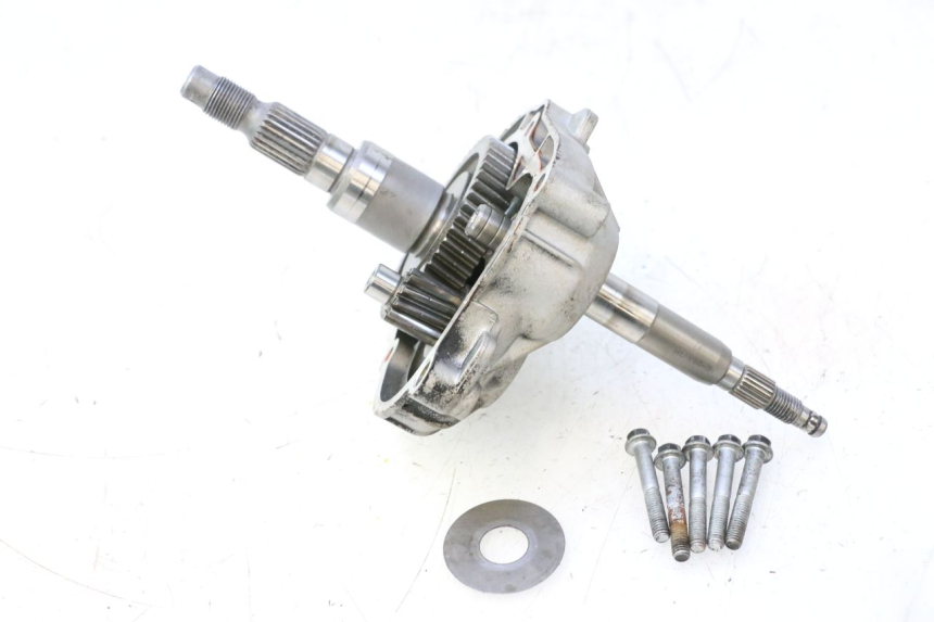 photo de RUEDA TRASERA ENGRANAJES PIAGGIO ZIP IGET 4T 50 (2021 - 2023) - Primer plano técnico