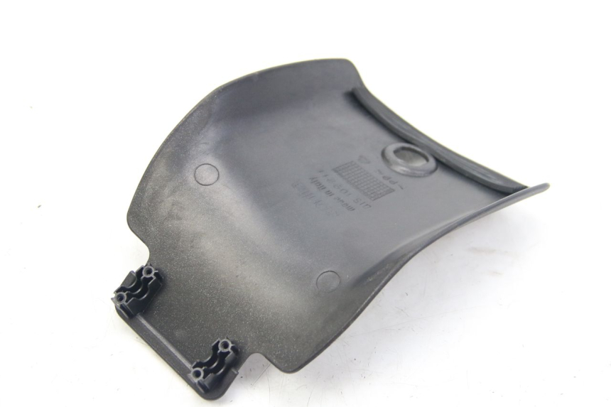 photo de TAPA DE COMBUSTIBLE APRILIA ATLANTIC 500 (2002 - 2003) - Primer plano técnico