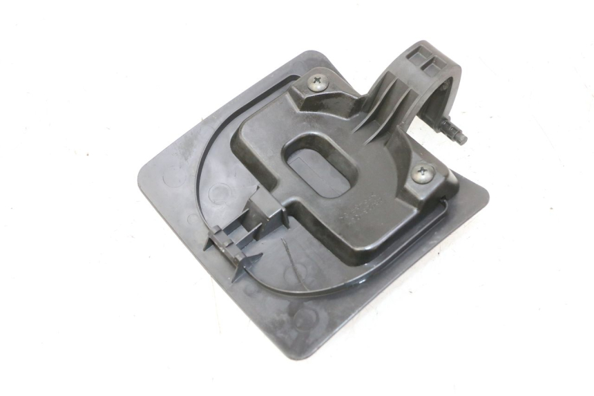 photo de TAPA DE COMBUSTIBLE SUZUKI BURGMAN 125 (2007 - 2014) - Detalle de la pieza