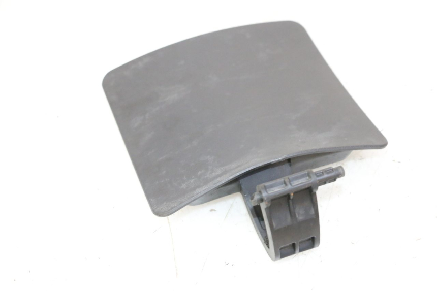 photo de TAPA DE COMBUSTIBLE SUZUKI BURGMAN 125 (2007 - 2014) - Otra perspectiva