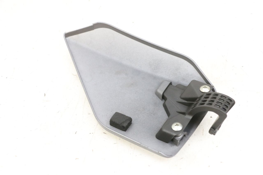 photo de TAPA DE GASOLINA SUZUKI BURGMAN 650 (2013 - 2020) - Detalle de la pieza