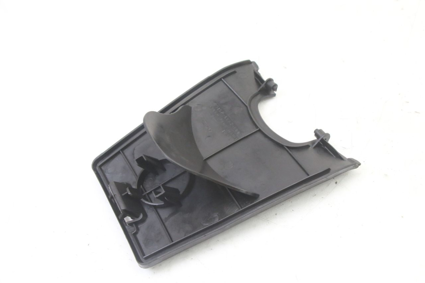 photo de TANQUE CUBIERTA KYMCO DINK STREET 125 (2009 - 2014) - Primer plano técnico