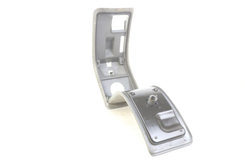 photo de TAPA DE COMBUSTIBLE PIAGGIO HEXAGON 2T 125 (1994 - 1998) - Primer plano técnico