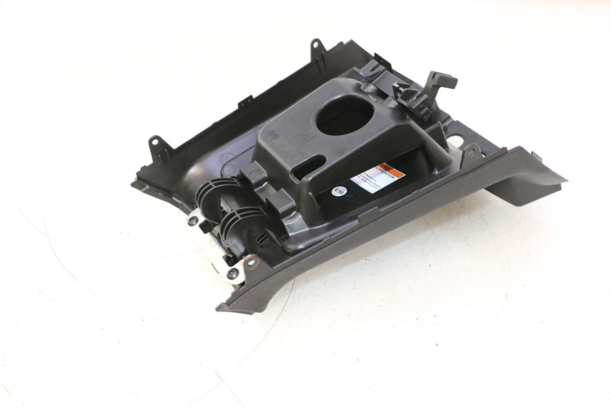 photo de TANQUE CUBIERTA PIAGGIO MP3 HPE 530 (2022 - 2026) - Vista general del producto