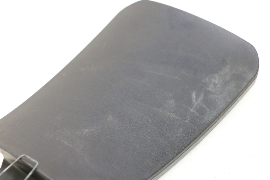 photo de TAPA DE COMBUSTIBLE PIAGGIO MP3 LT 400 (2007 - 2012) - Otra perspectiva