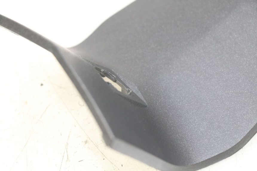 photo de TAPA DE COMBUSTIBLE PEUGEOT SATELIS 125 (2006 - 2009) - Primer plano técnico