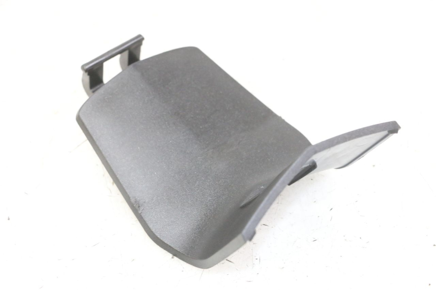 photo de TANQUE CUBIERTA PEUGEOT SATELIS 125 (2013 - 2018) - Primer plano técnico