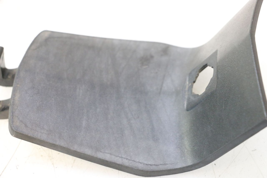 photo de TAPA DE COMBUSTIBLE PEUGEOT SATELIS 125 (2006 - 2009) - Otra perspectiva