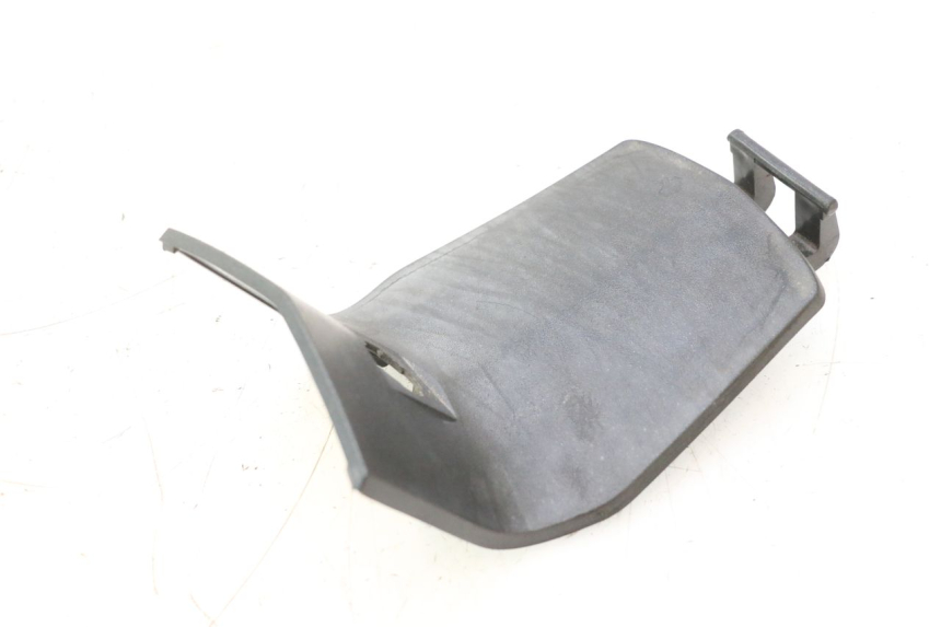 photo de TAPA DE COMBUSTIBLE PEUGEOT SATELIS 125 (2006 - 2009) - Primer plano técnico