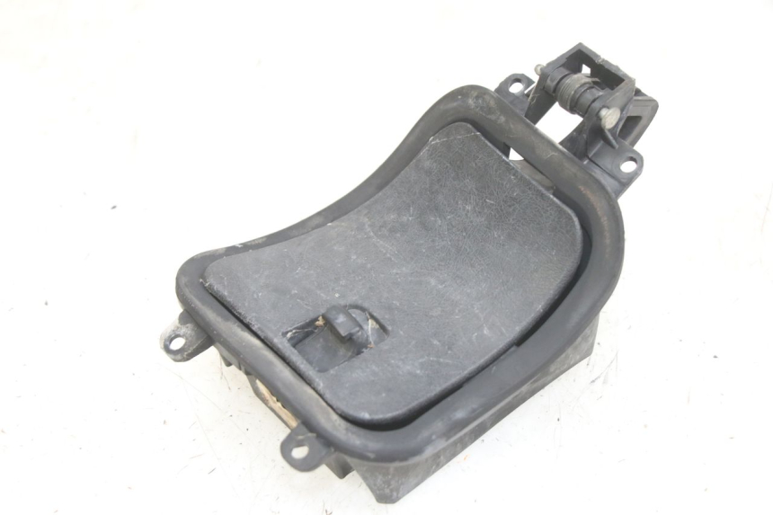 photo de TAPA DE COMBUSTIBLE YAMAHA X-MAX XMAX 250 (2006 - 2009) - Zoom estado de uso