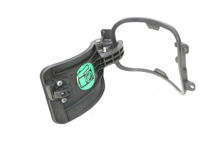 photo de TAPA DE COMBUSTIBLE YAMAHA XMAX X-MAX 125 (2006 - 2009) - Detalle de la pieza