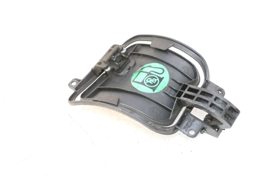 photo de TAPA DE COMBUSTIBLE YAMAHA XMAX X-MAX 125 (2006 - 2009) - Otra perspectiva