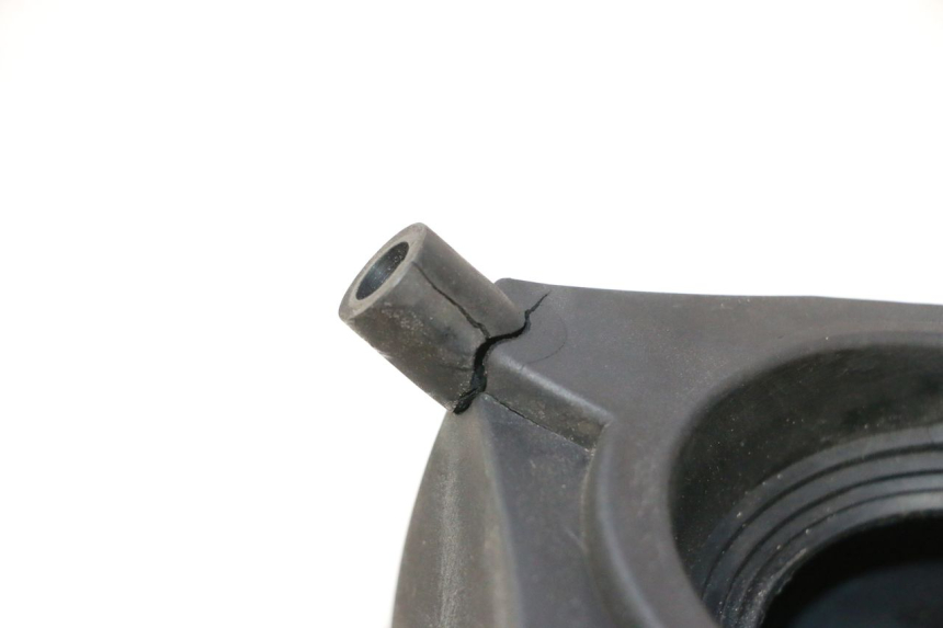photo de TAPA DE COMBUSTIBLE YAMAHA XMAX X-MAX 125 (2006 - 2009) - Estado de la superficie y material
