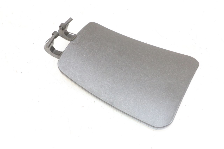 photo de TAPA DE COMBUSTIBLE PIAGGIO X8 125 (2004 - 2007) - Zoom estado de uso