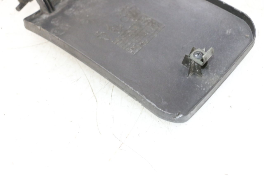 photo de TAPA DE COMBUSTIBLE PIAGGIO X8 125 (2004 - 2007) - Zoom estado de uso