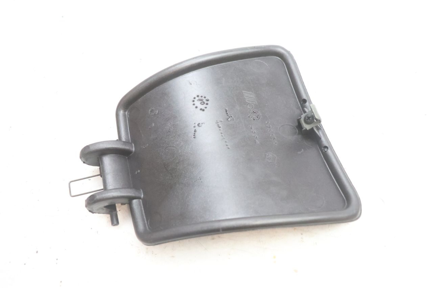 photo de TAPA DE COMBUSTIBLE PIAGGIO X9 EVOLUTION 125 (2003 - 2007) - Otra perspectiva