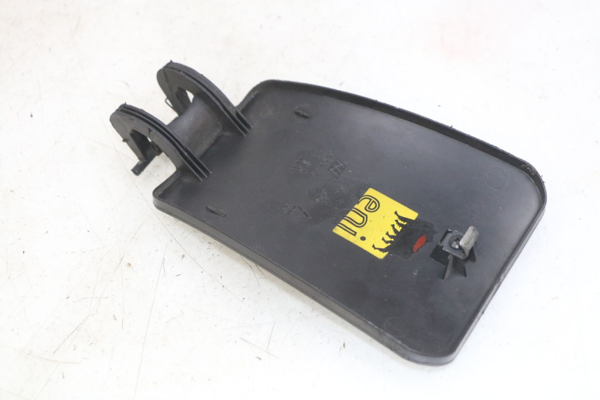 photo de TAPA DE COMBUSTIBLE PIAGGIO XEVO - X EVO 125 (2007 - 2017) - Detalle de la pieza