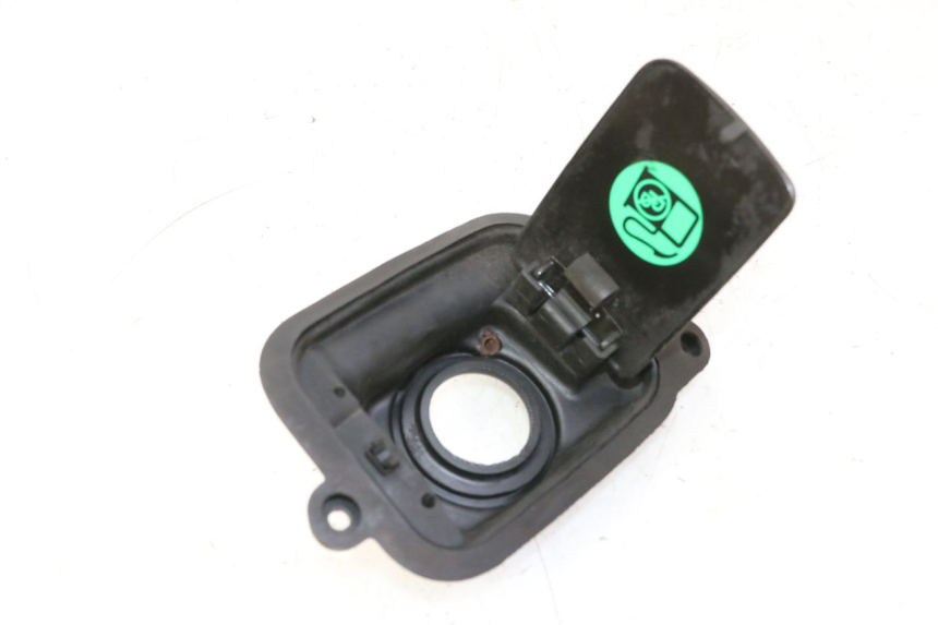 photo de TAPA DE COMBUSTIBLE YAMAHA YP MAJESTY 125 (2007 - 2010) - Zoom estado de uso