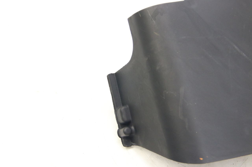 photo de TAPA DE INSPECCIóN APRILIA ATLANTIC 500 (2002 - 2003) - Primer plano técnico