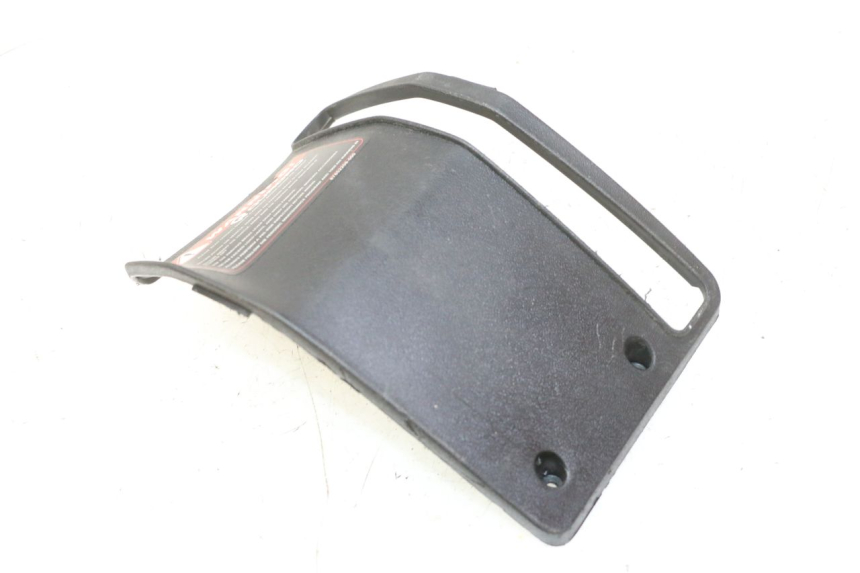 photo de TAPA FRONTAL  QUADRO 4 4D 350 (2015 - 2018) - Zoom estado de uso