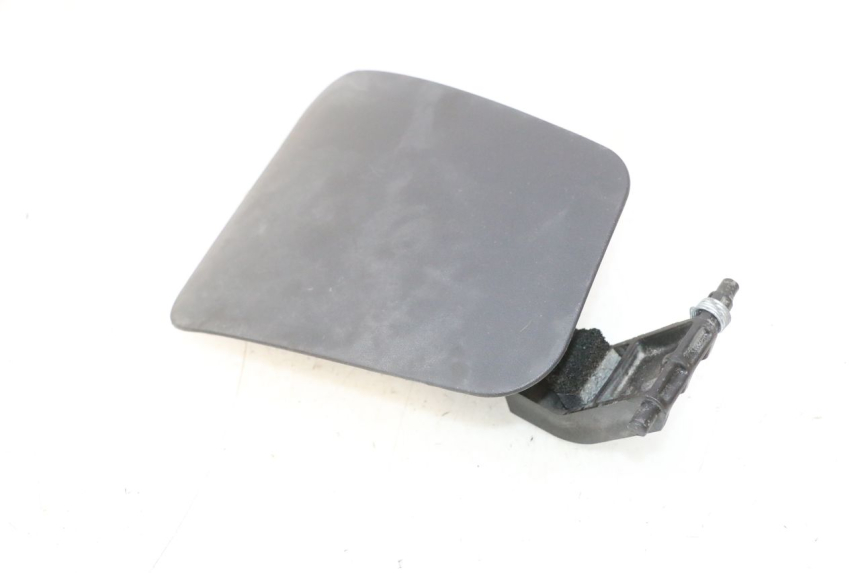 photo de TAPA DE INSPECCIÓN DELANTERA SUZUKI BURGMAN 125 (2007 - 2014) - Otra perspectiva